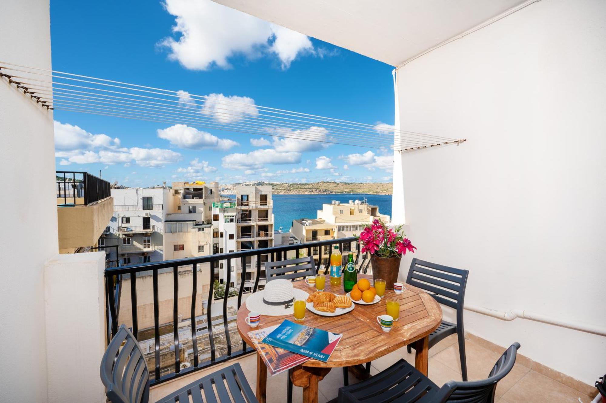 Seashells Apartments With Terrace, Just Off The Seafront In Bugibba - By Getawaysmalta St. Paul's Bay Ngoại thất bức ảnh
