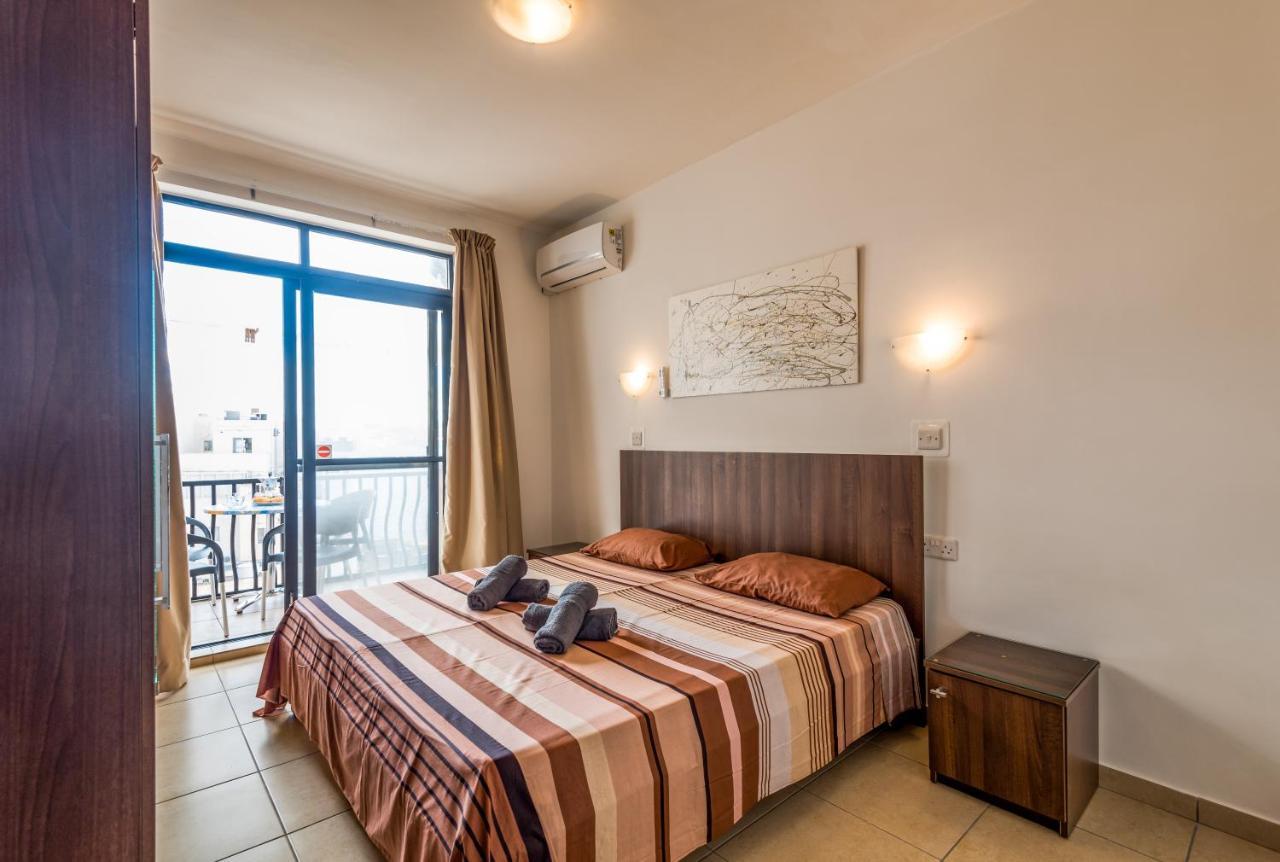 Seashells Apartments With Terrace, Just Off The Seafront In Bugibba - By Getawaysmalta St. Paul's Bay Ngoại thất bức ảnh